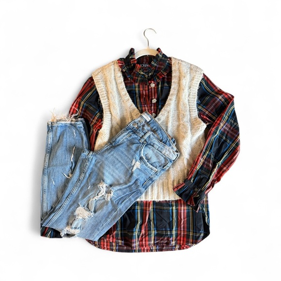 Zara Stylish Blue Distressed Women Jeans - Picture 6 of 6